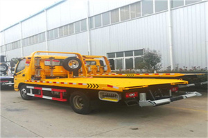 武汉附近拖车救援搭电