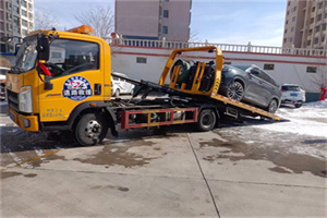 武汉救援拖车费用怎么算